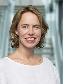 © Daniel Novotny Mathilde Sengölge